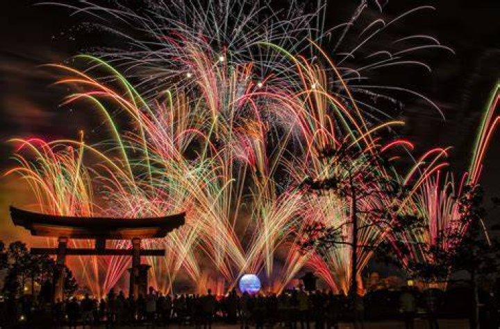 今日の花火大会 関西で行くなら：最新日程の探し方と外さないコツ